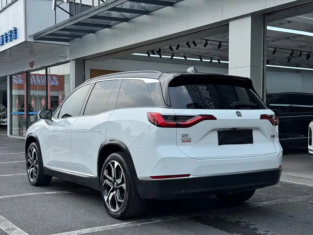 NIO ES8 — миниатюра 7