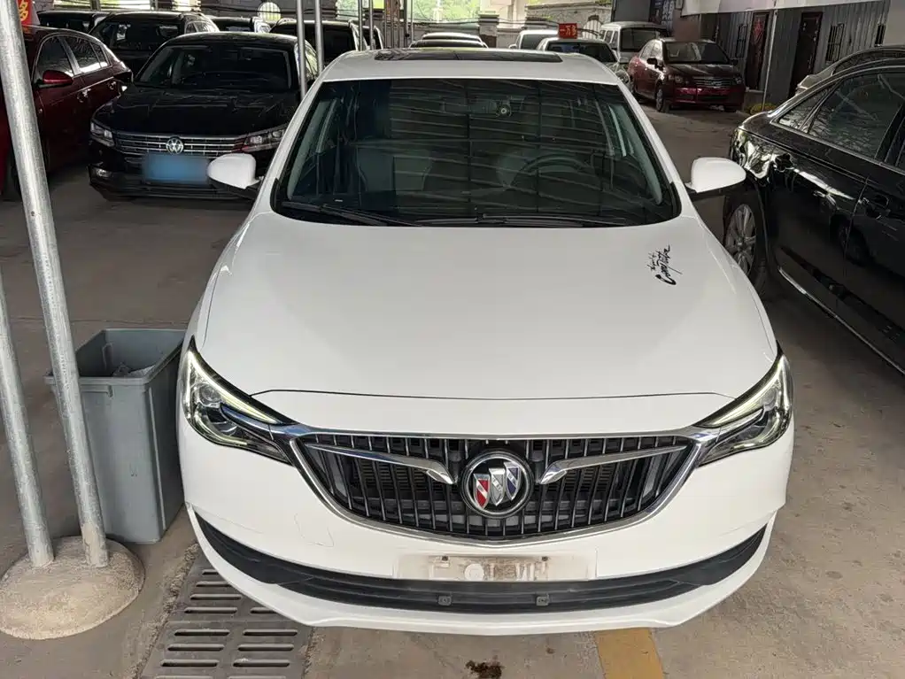 Buick Excelle — миниатюра 3