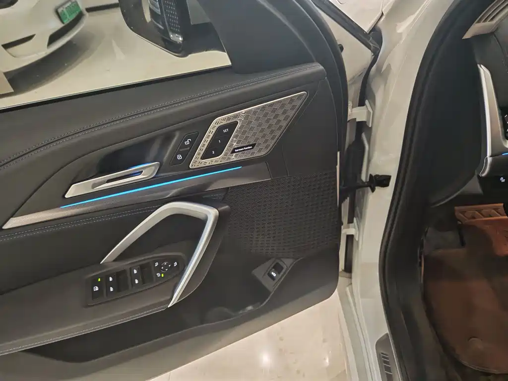 BMW X1 — миниатюра 9