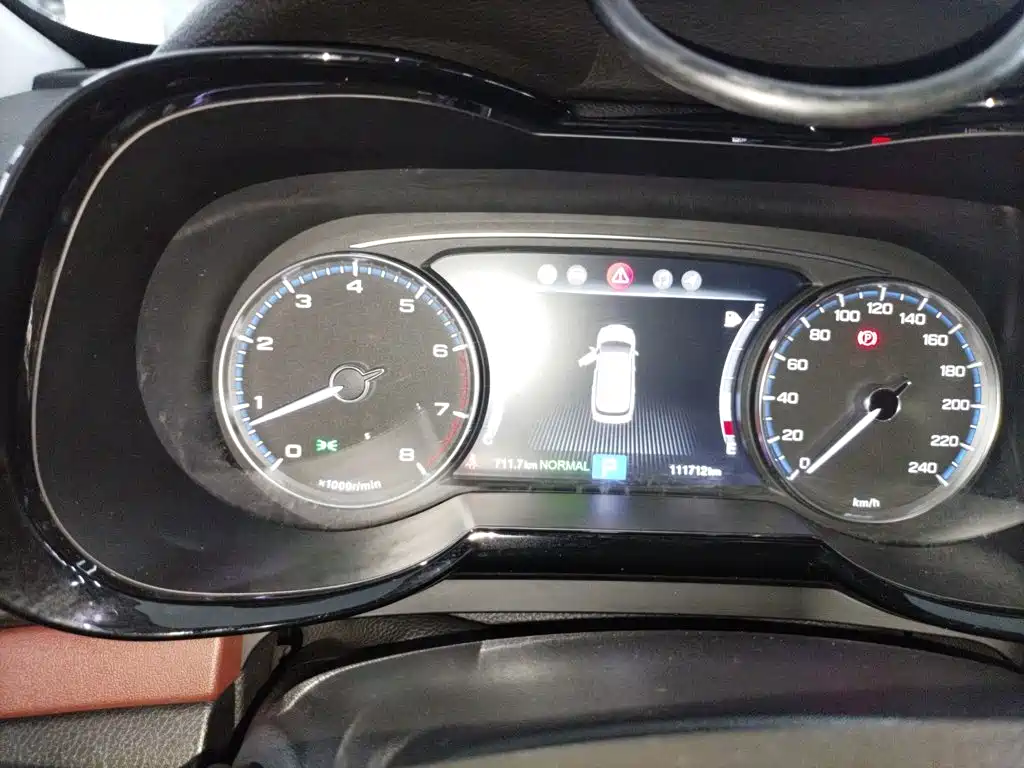 GAC GS8 2017 320T Luxury Smart Connect ( мест)