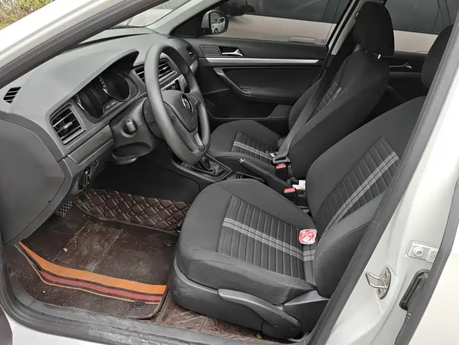 Volkswagen Lavida — миниатюра 9