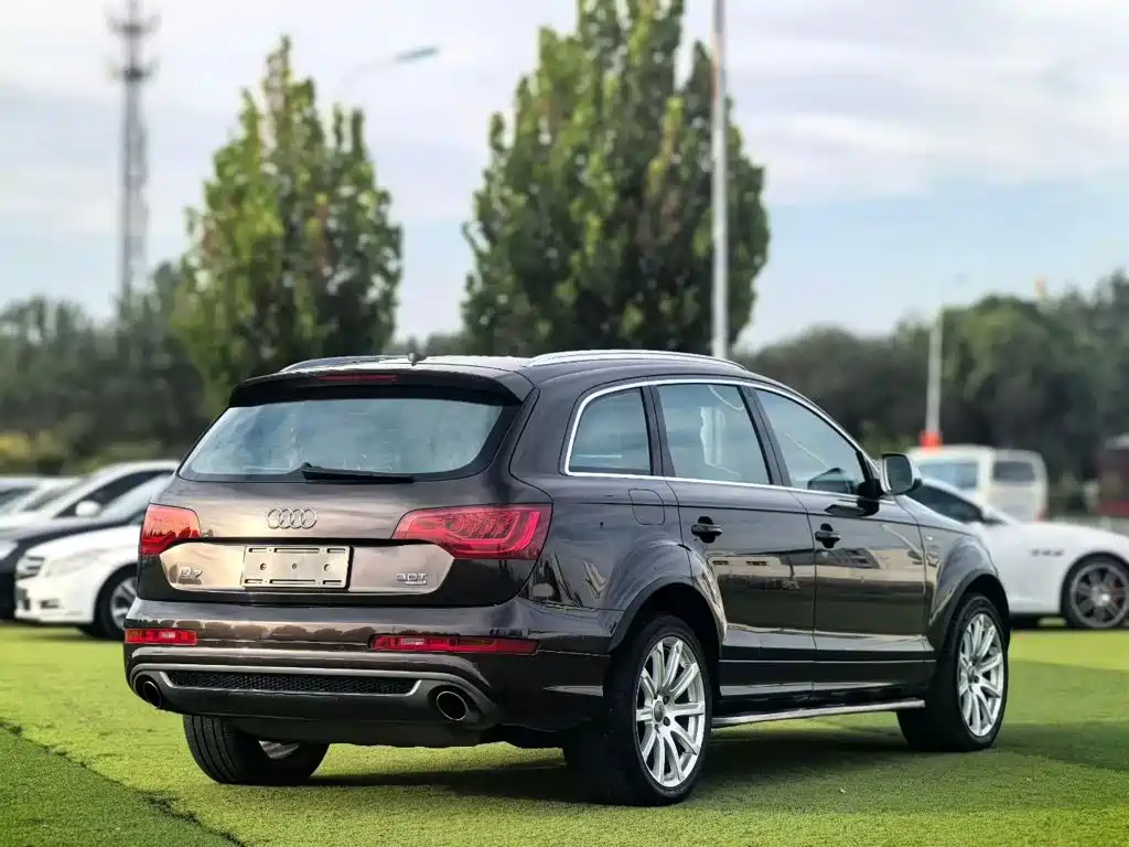 Audi Q7 — миниатюра 4