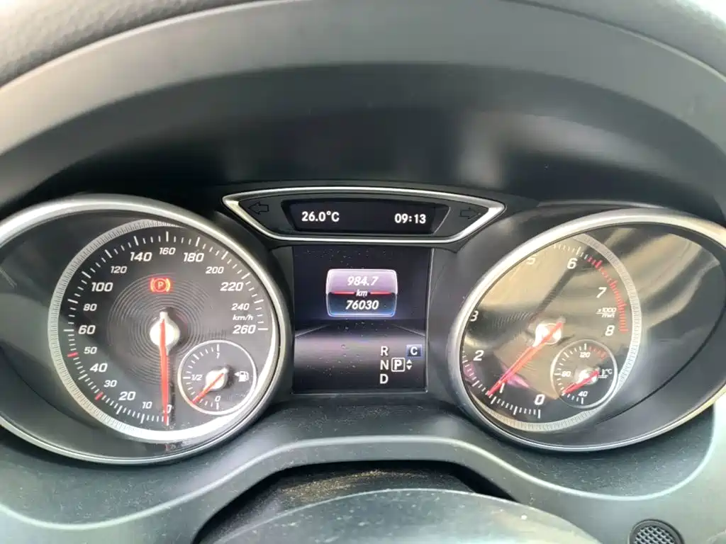 Mercedes-Benz GLA — миниатюра 12
