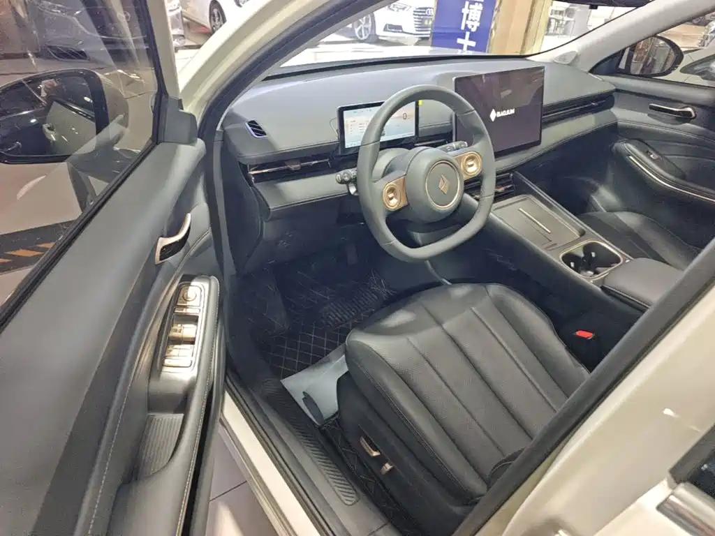 Baojun Yunhai — миниатюра 16