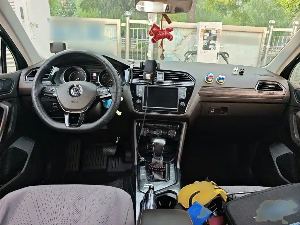 Volkswagen Tiguan L — миниатюра 5