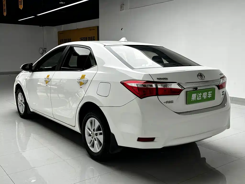Toyota Corolla — миниатюра 8