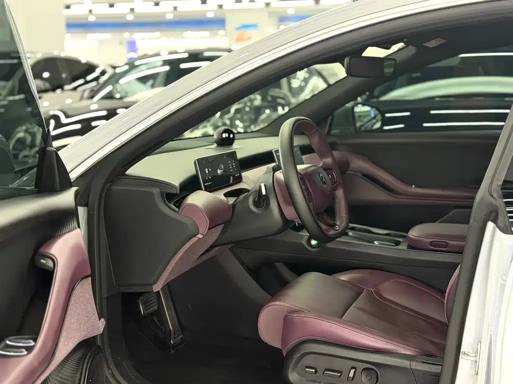 NIO ET5T — миниатюра 3