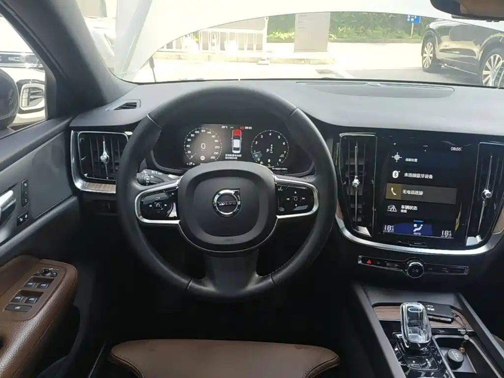 Volvo S60 — миниатюра 11