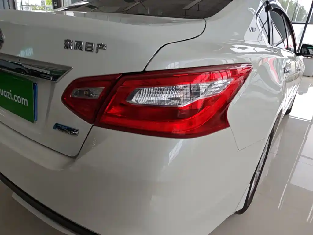 Nissan Teana — миниатюра 8