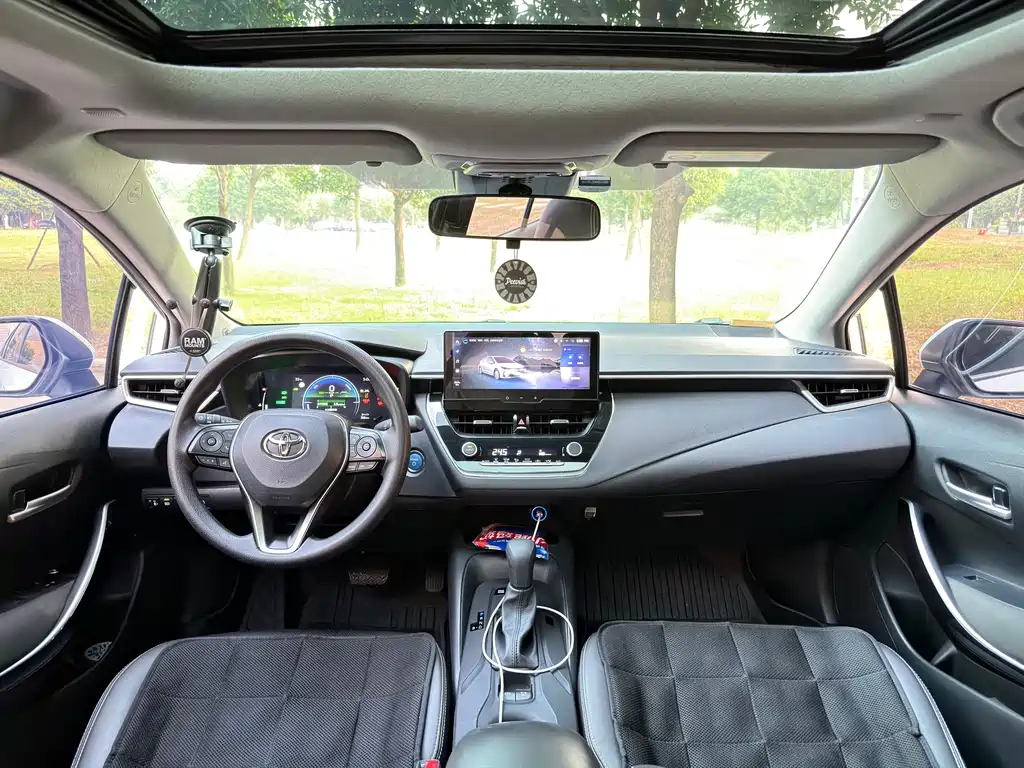 Toyota Corolla — миниатюра 6