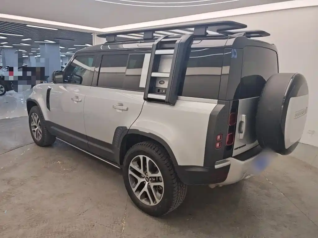 Land Rover Defender — миниатюра 11