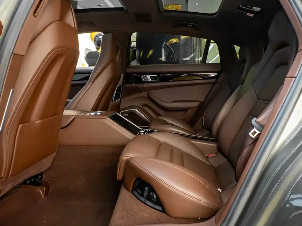 Porsche Panamera — миниатюра 31