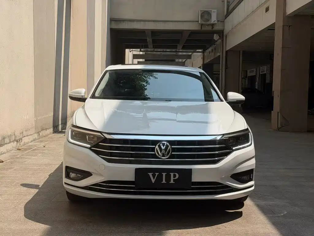 Volkswagen Sagitar — миниатюра 2