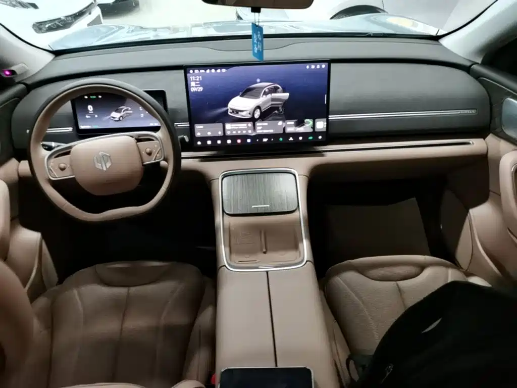 Leapmotor Leapmotor C11 — миниатюра 10