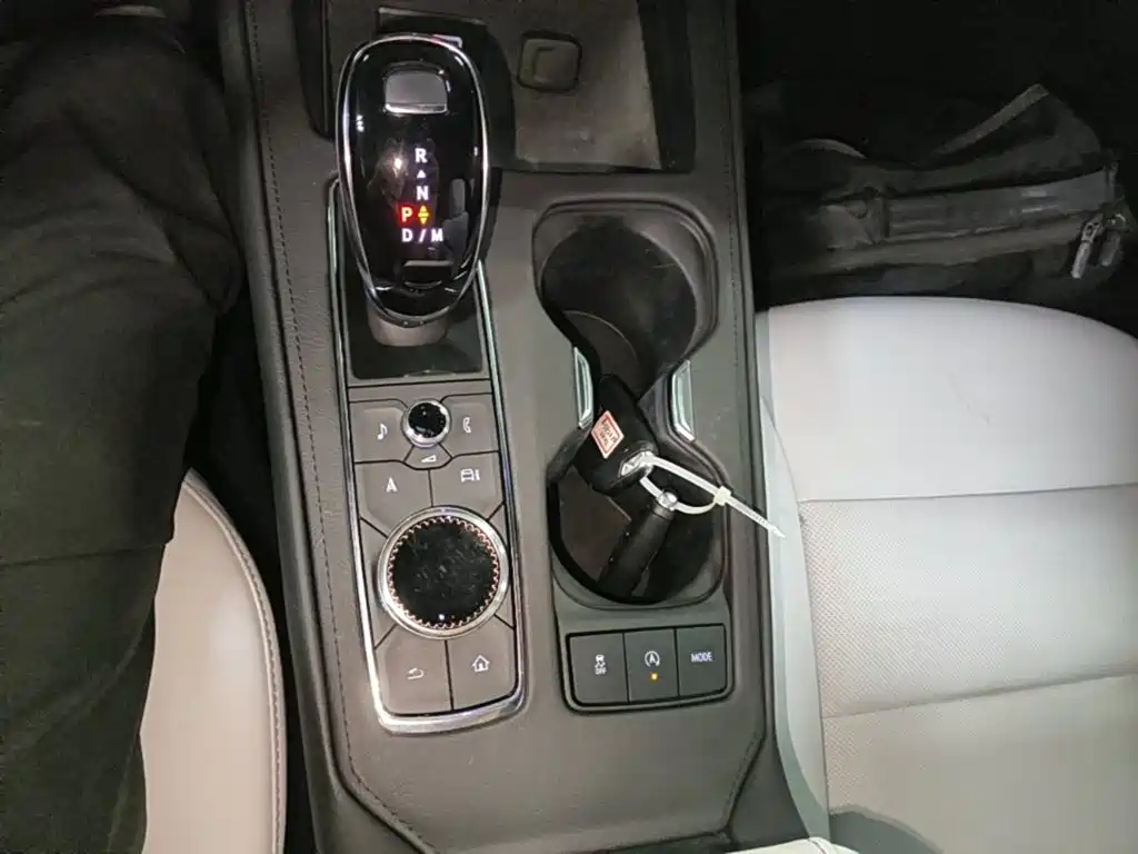 Cadillac XT4 — миниатюра 14