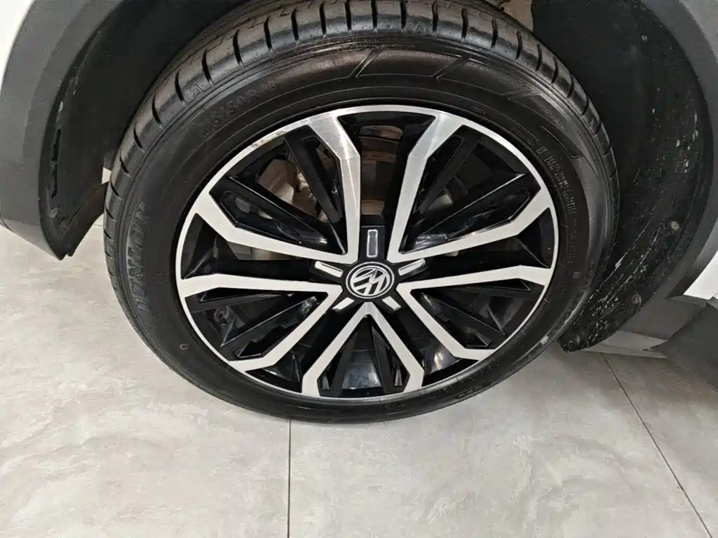 Volkswagen T-Roc — миниатюра 23