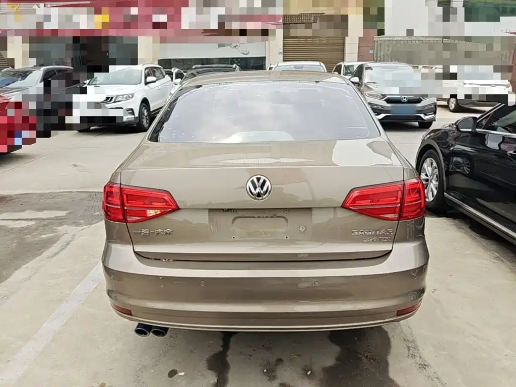 Volkswagen Sagitar — миниатюра 6