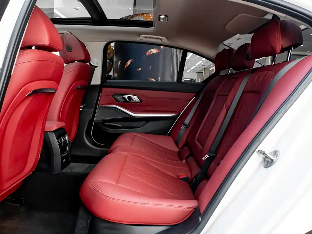 BMW 3 Series — миниатюра 28