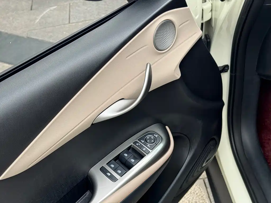 BYD Dolphin — миниатюра 7