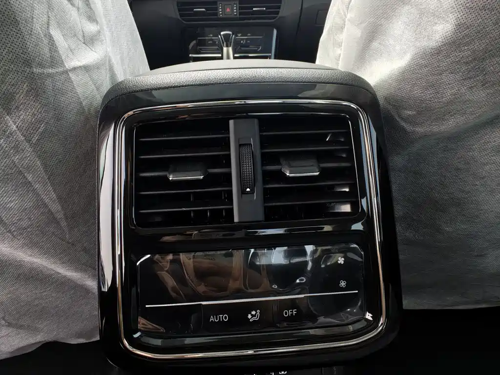 VOLKSWAGEN PASSAT NEW ENERGY