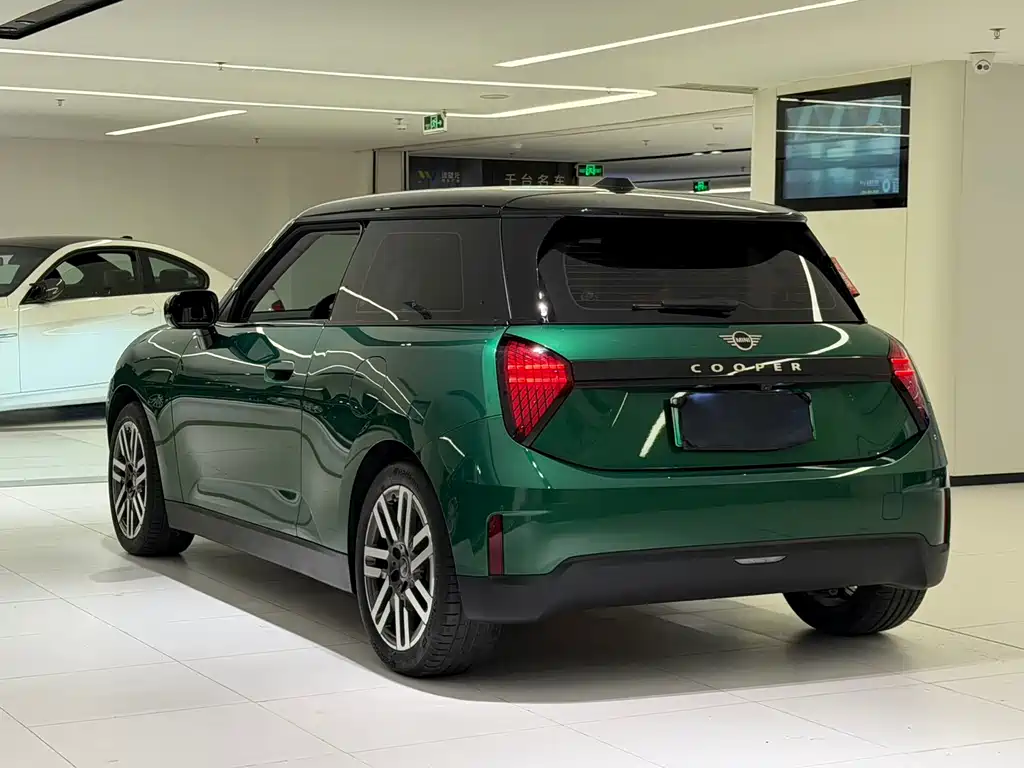 MINI ELECTRIC  COOPER