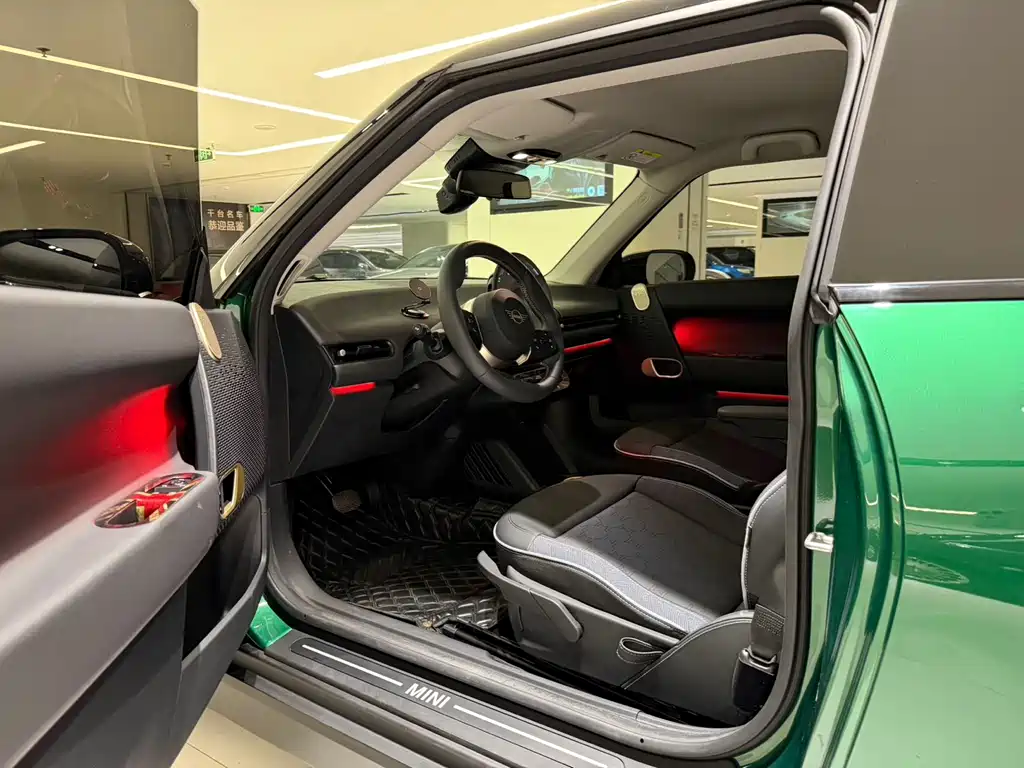 MINI ELECTRIC  COOPER