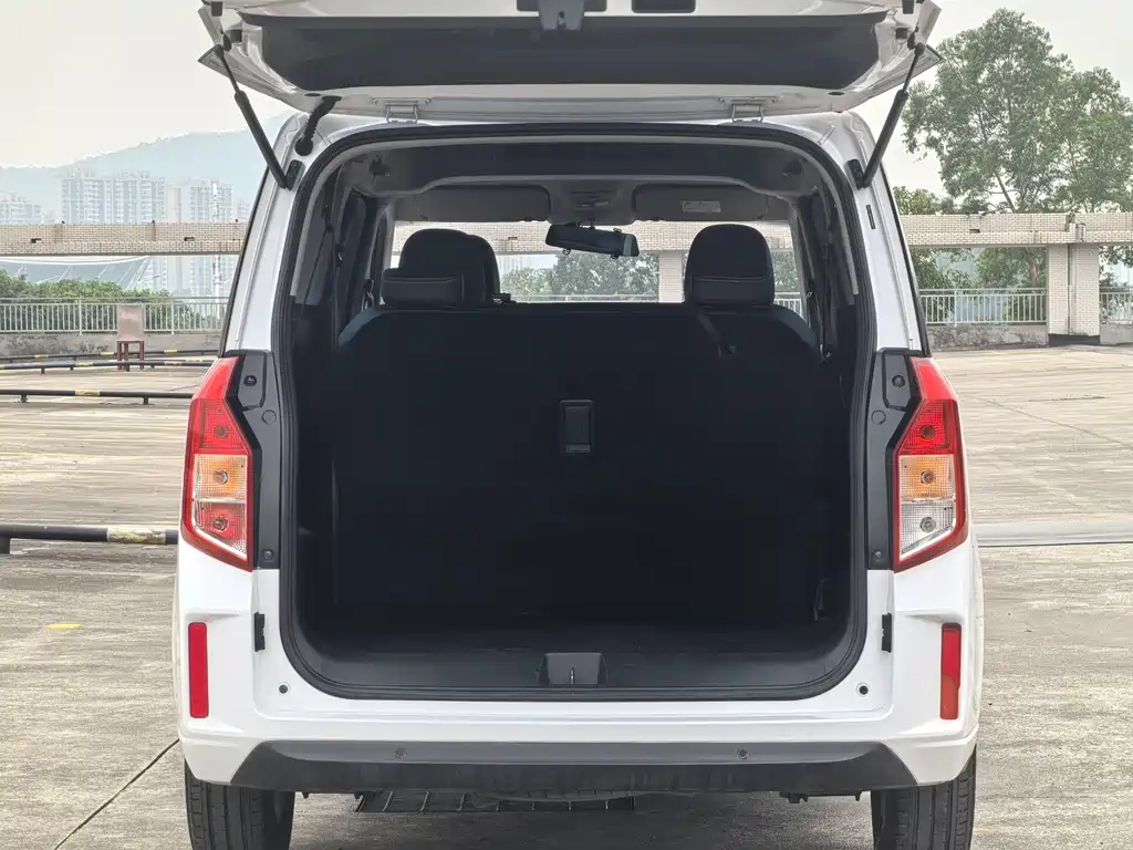 WULING WULING JOURNEY