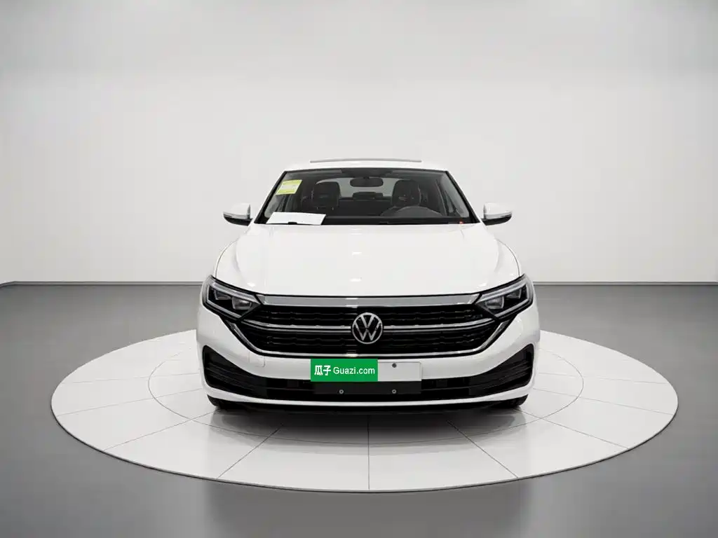 Volkswagen Sagitar 2026 3000 300TSI DSG