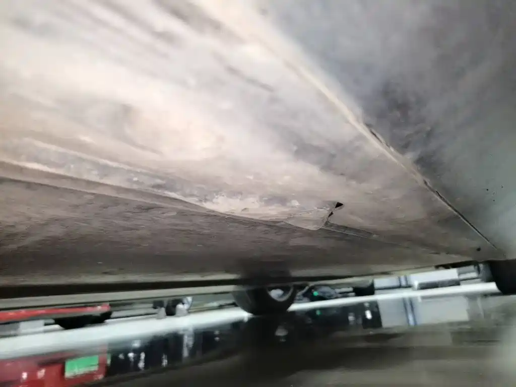 Tesla Model Y — миниатюра 21