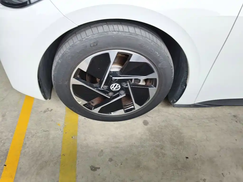 Volkswagen ID.3 — миниатюра 23