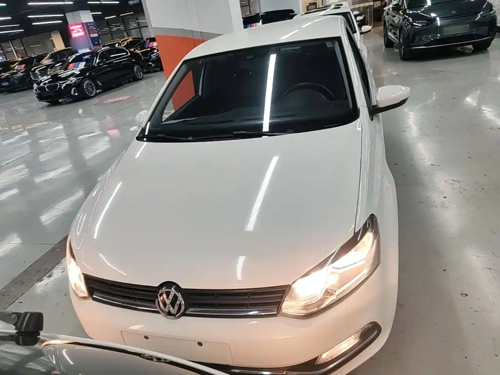 Volkswagen Polo — миниатюра 3