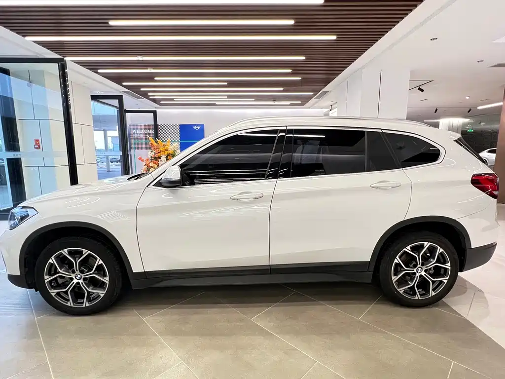 BMW X1 — миниатюра 3