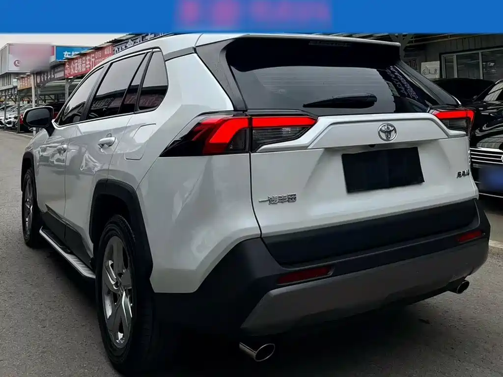 Toyota RAV4 2021 2.0L CVT