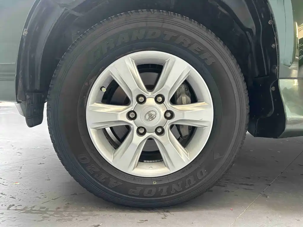 Toyota Prado (Import) — миниатюра 3