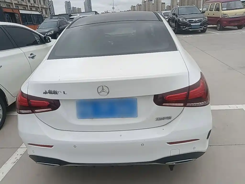 Mercedes-Benz A-Class — миниатюра 6