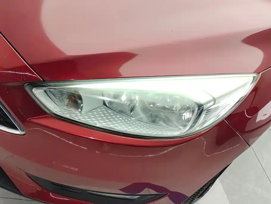 Ford Focus — миниатюра 5