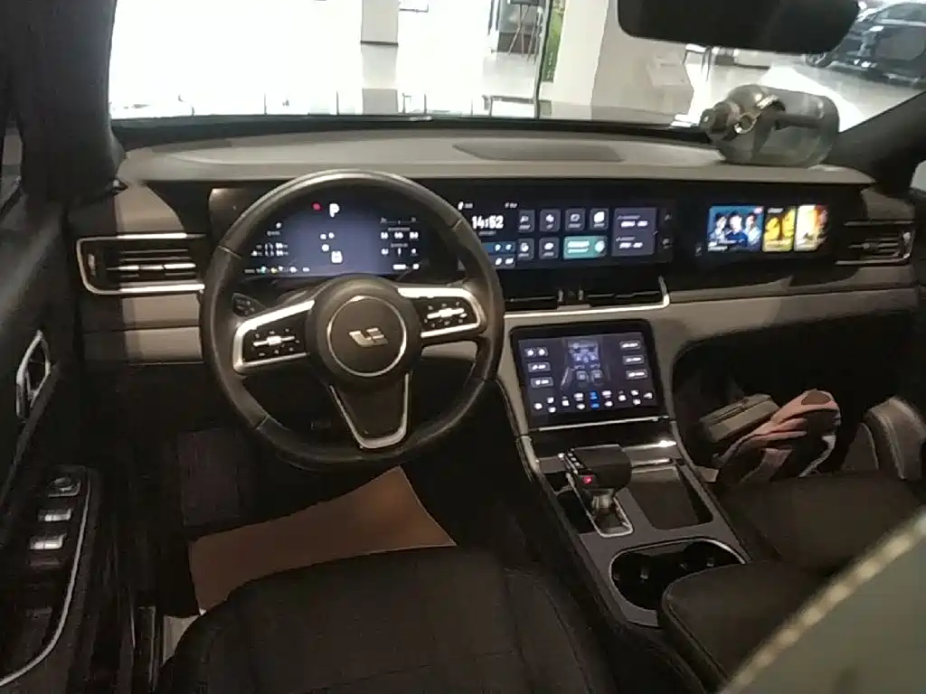 Li Auto Li ONE — миниатюра 10
