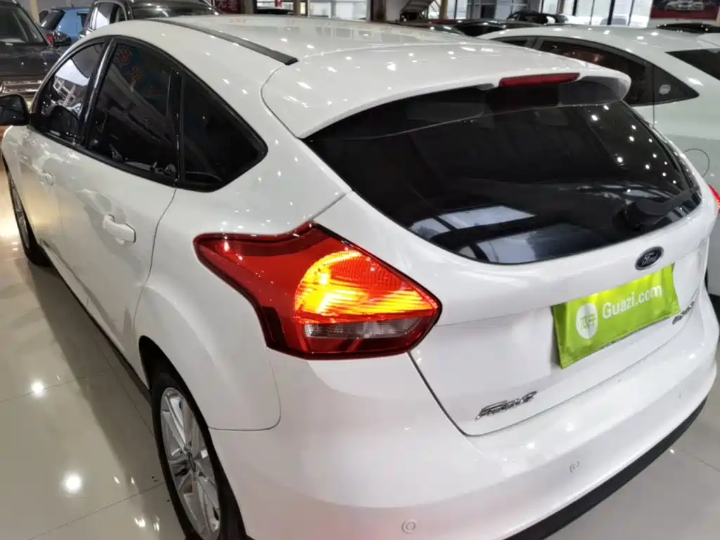 Ford Focus — миниатюра 6