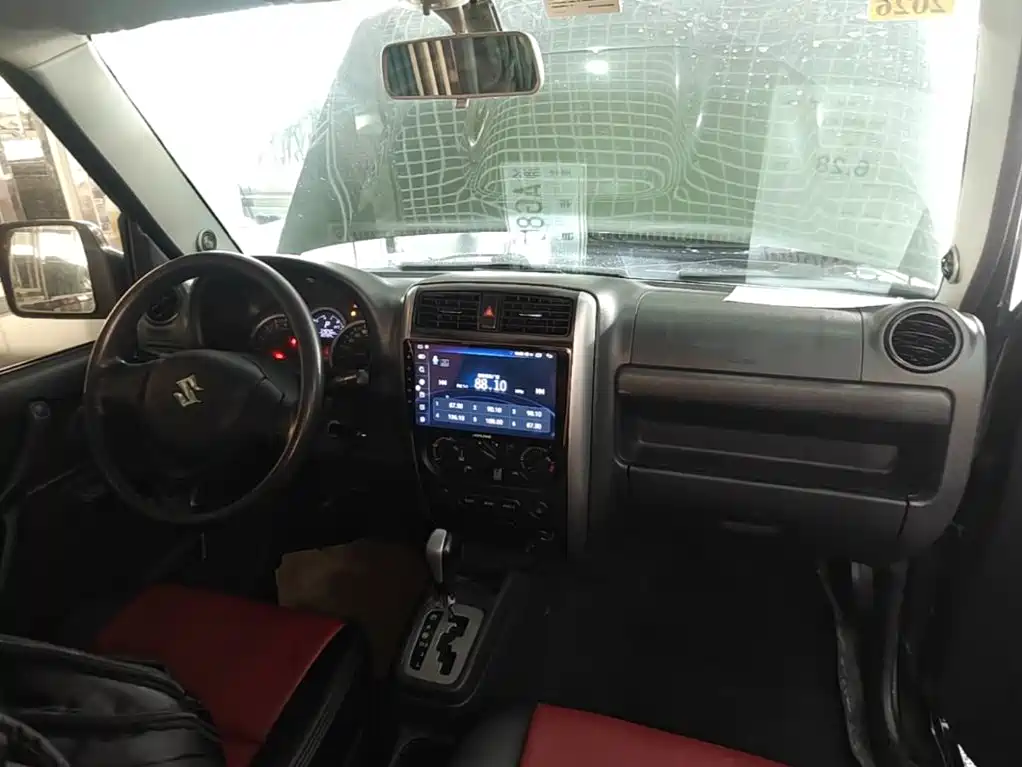 Suzuki Jimny — миниатюра 18