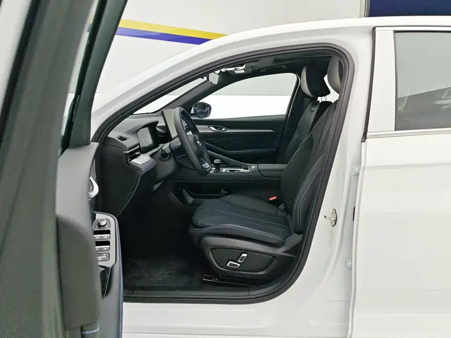 Geely Xingrui — миниатюра 9