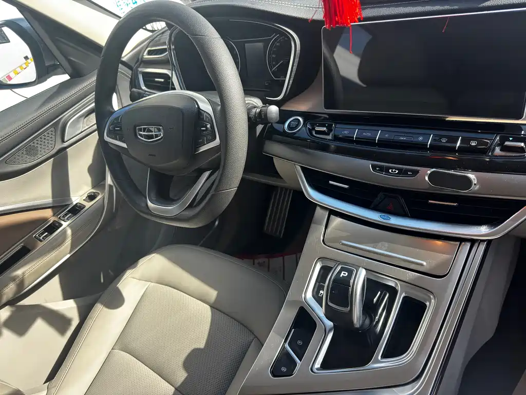 Geely Jia Ji — миниатюра 7