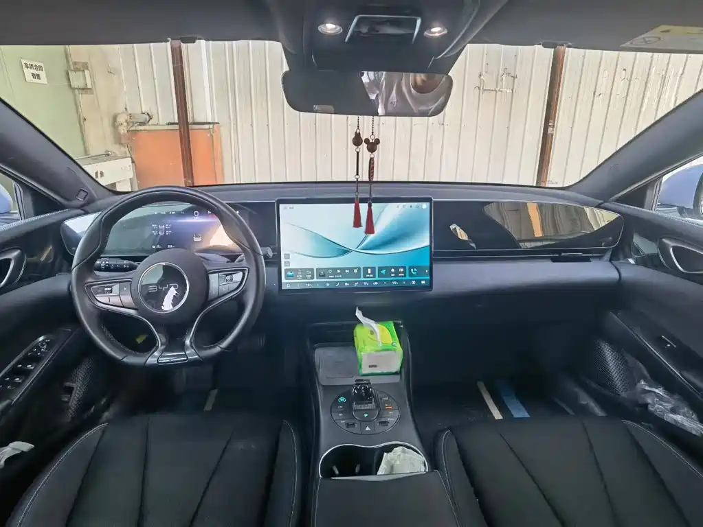 BYD Seal — миниатюра 5