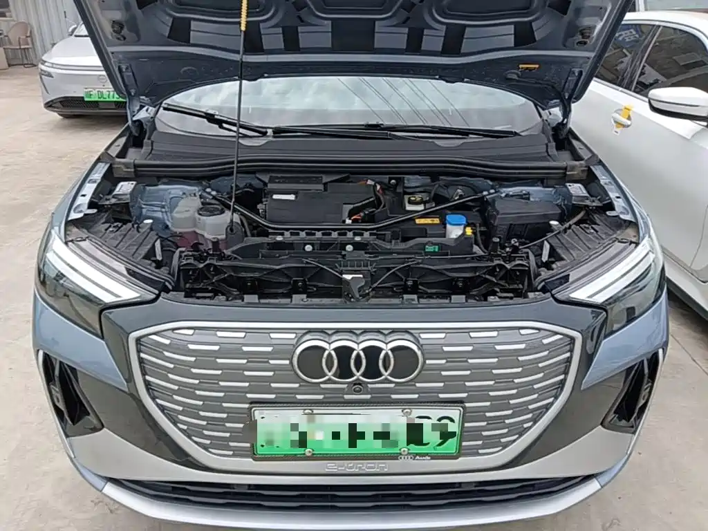 Audi Q4 e-tron — миниатюра 20