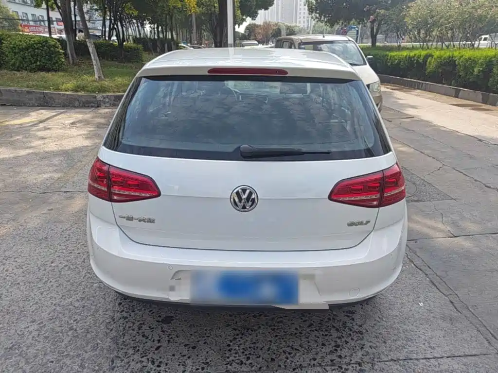 Volkswagen Golf — миниатюра 6
