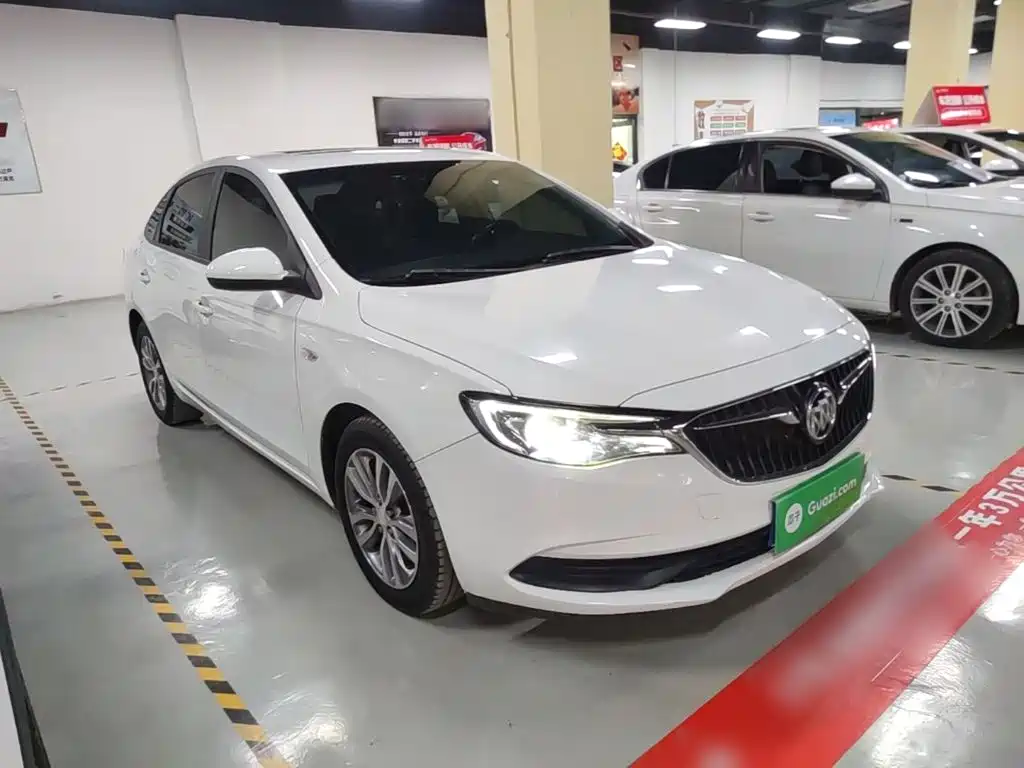 Buick Excelle — миниатюра 4