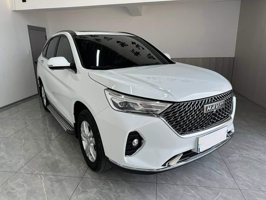 Haval Haval M6 1.5 л 2022 г. Белый, пробег 8300 км