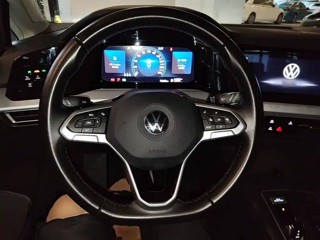 Volkswagen Golf — миниатюра 11