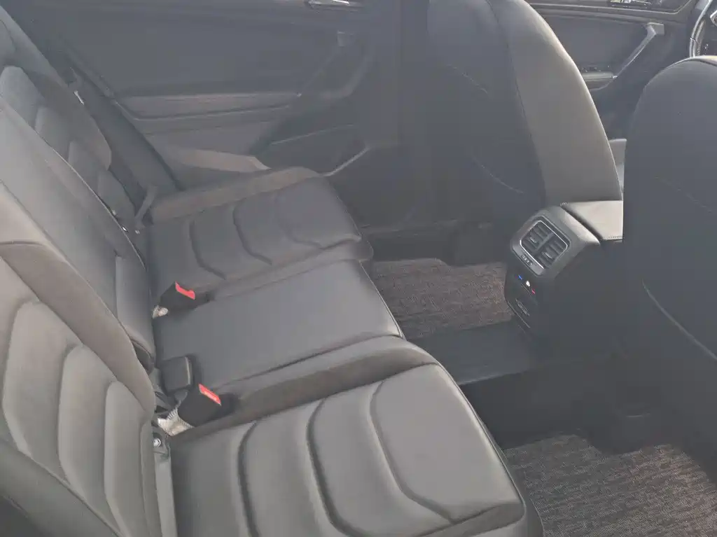 Volkswagen Tiguan L — миниатюра 14