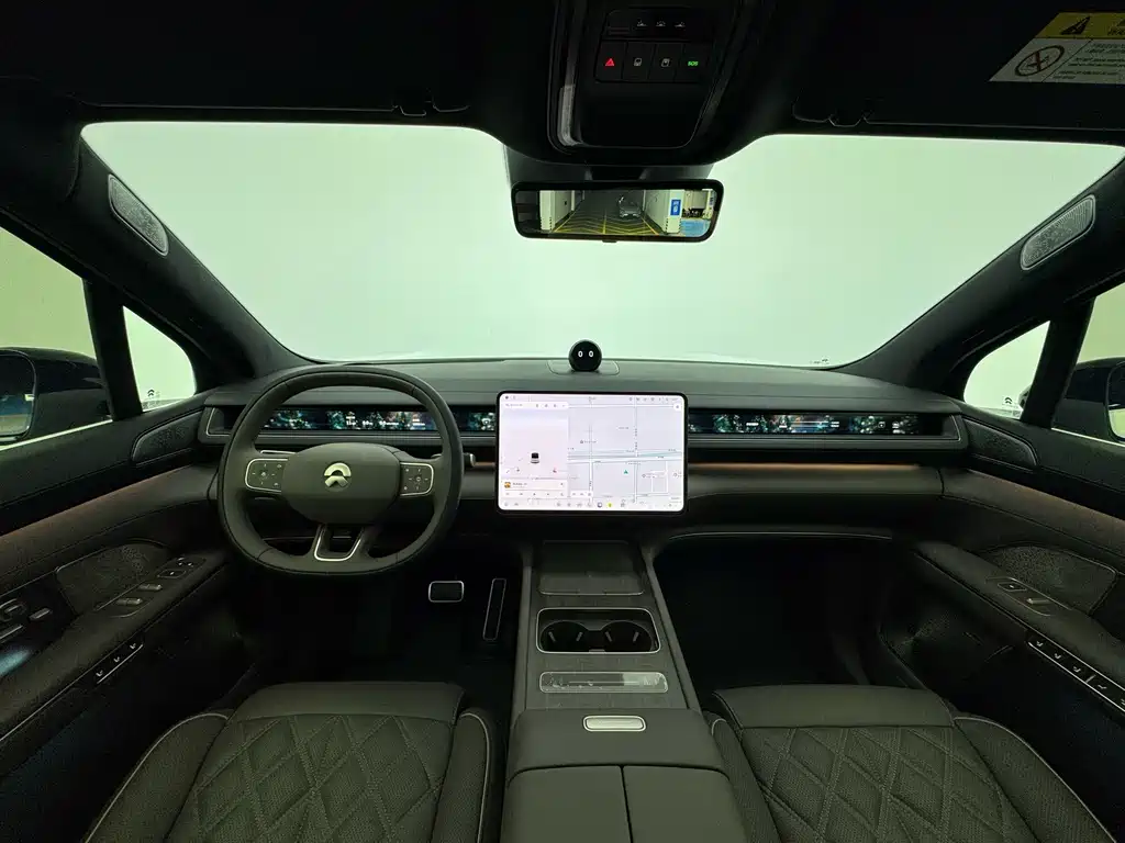 NIO ES8 — миниатюра 11