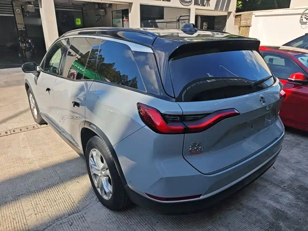 NIO ES8 — миниатюра 5